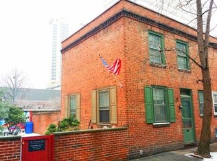 118 N Mole St, Philadelphia, PA 19102