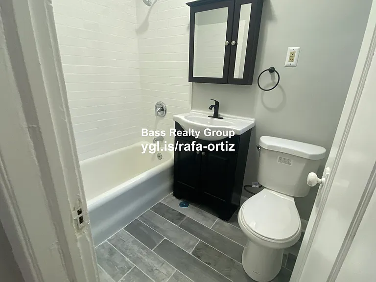 7006 N Paulina St #1 — Photo 19