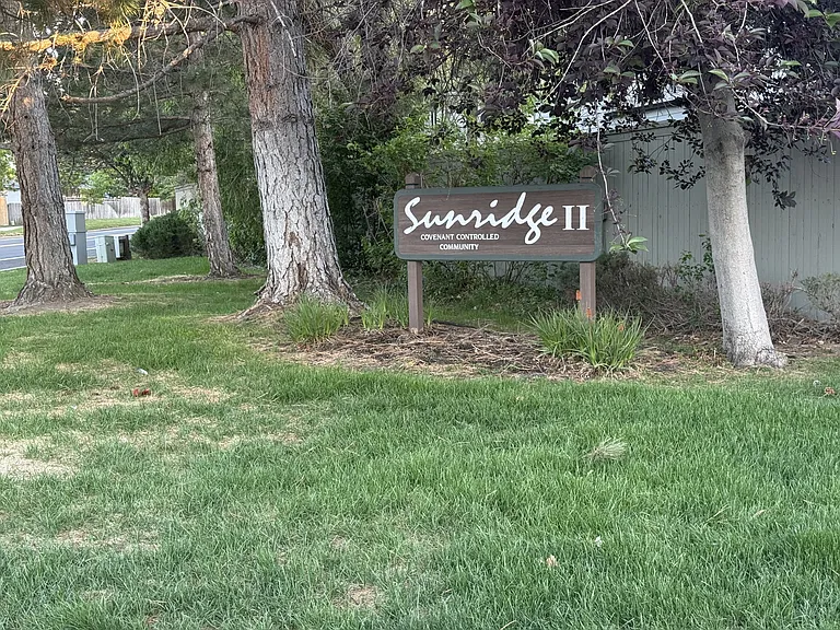 2141 Sunridge Cir — Photo 38