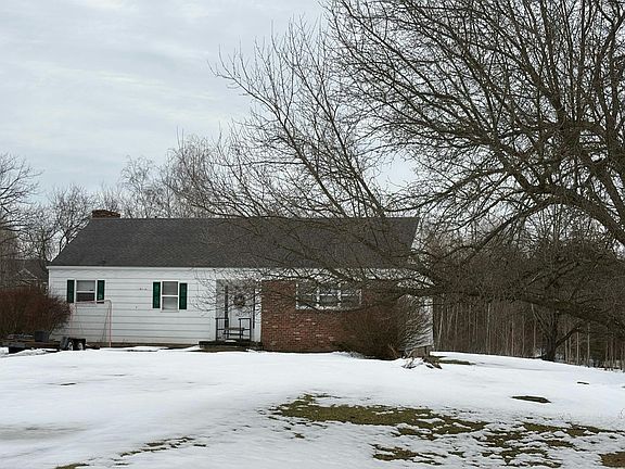 2nd image of 7142 Fisher Rd