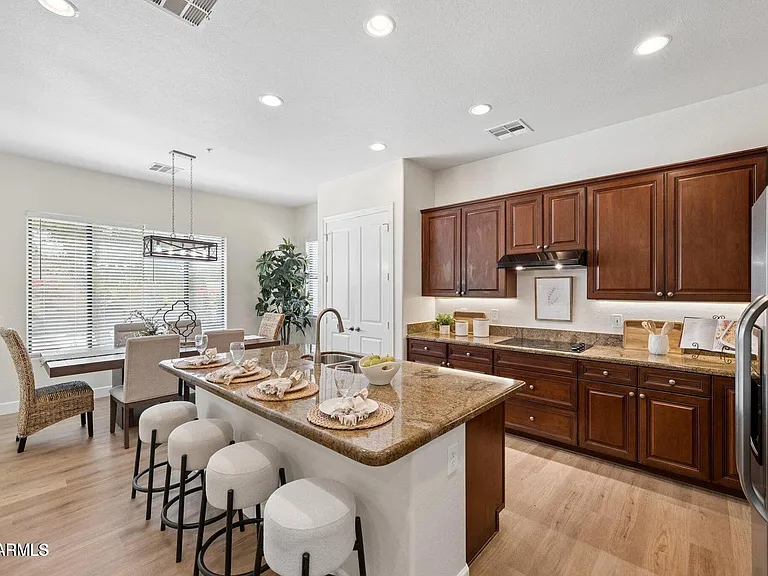 16195 W Glenrosa Ave — Photo 9