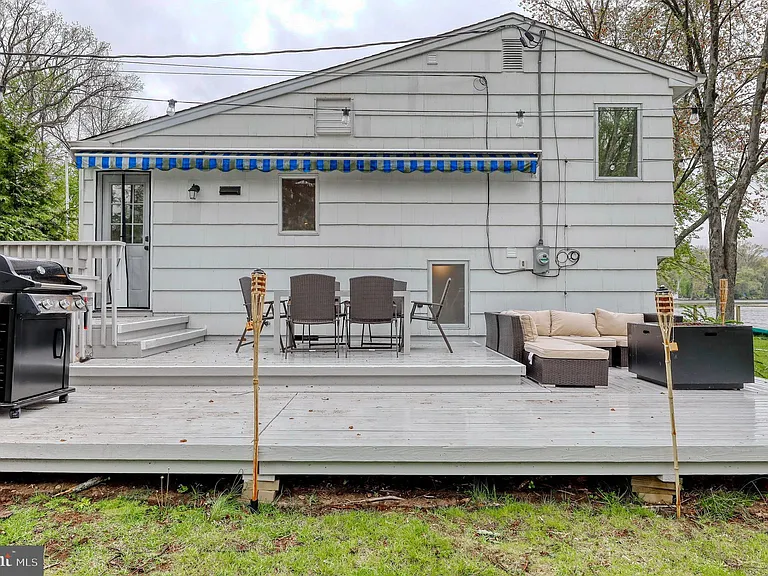 191 Lakeshore Dr — Photo 27