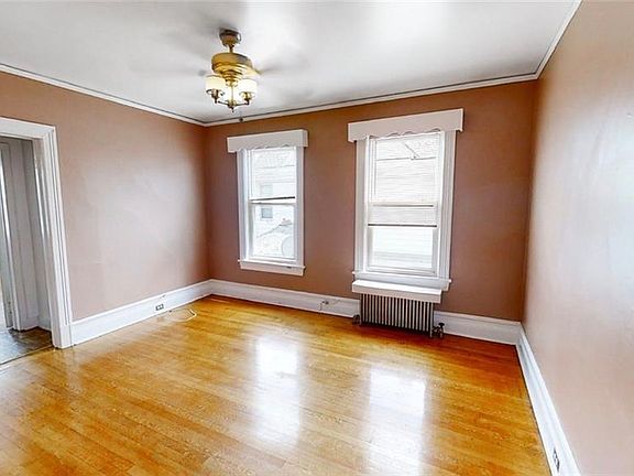 5th image of 200 N Fulton Ave
