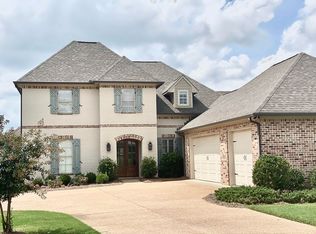 121 Harbor View Dr, Madison, MS 39110