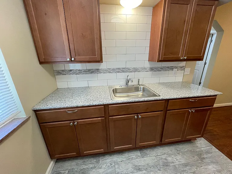 6247 Corbly St — Photo 8