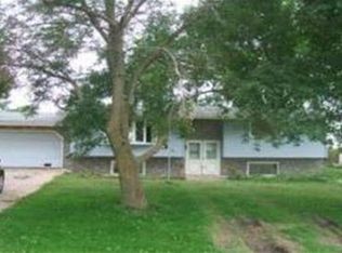 8979 13th St, Meriden, MN 56093