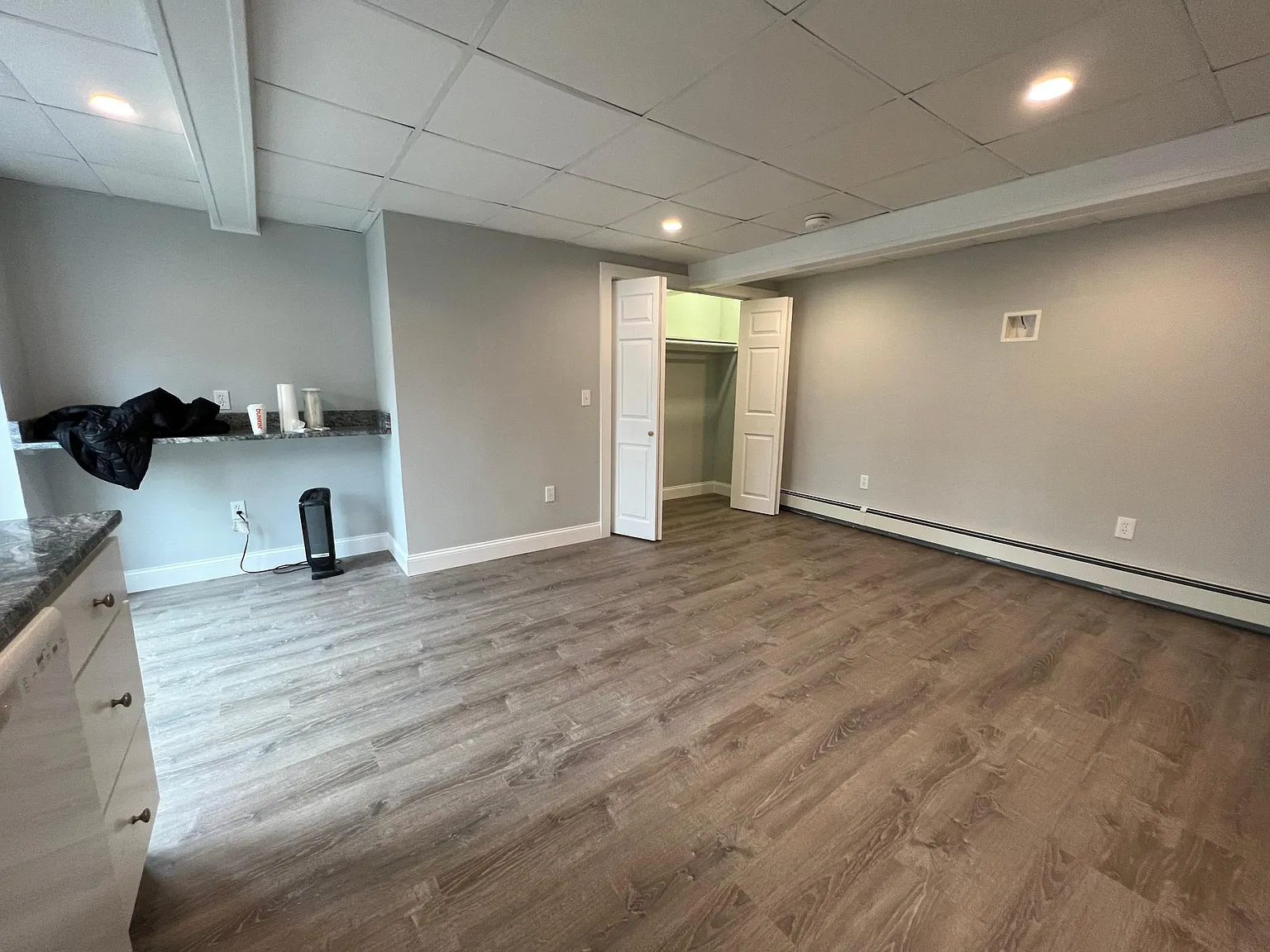 11 Lawrence Ave — Photo 4