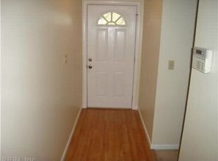 3513 Forest Glen Rd, Virginia Beach, VA 23452