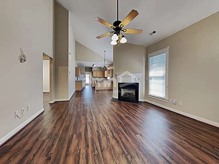 13640 Swinton Rd — Photo 8