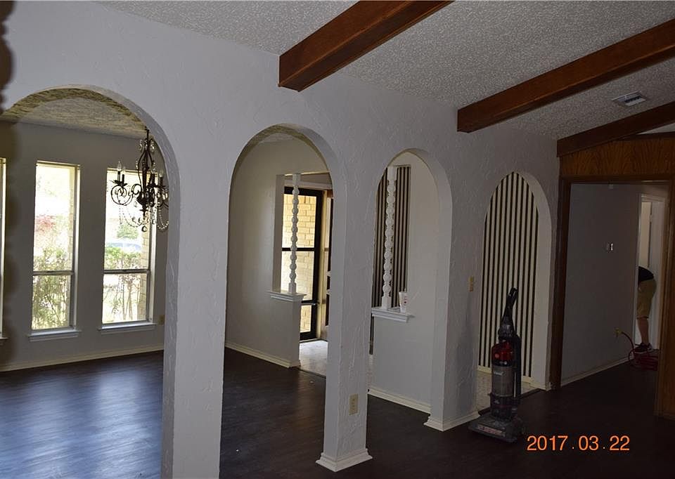 1st image of 2724 Chadwick Dr