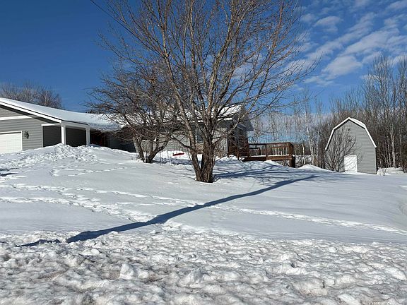 3rd image of 21524 Massie Rd