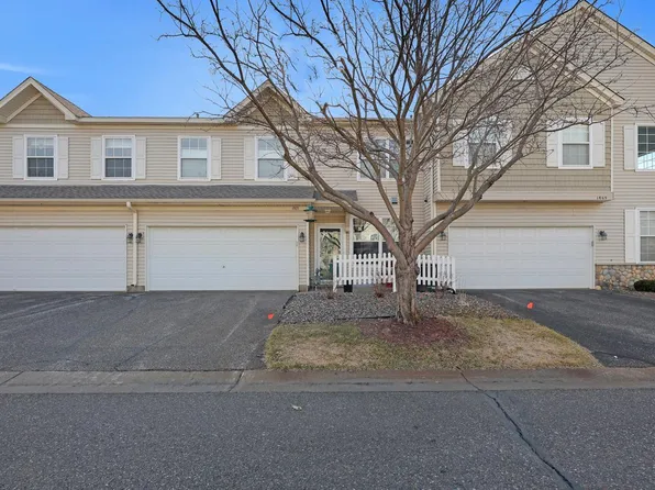 1871 Wildflower Ct, Shoreview, MN 55126
