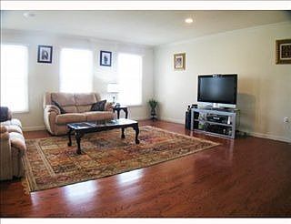 Living Room - Hardwood Floor