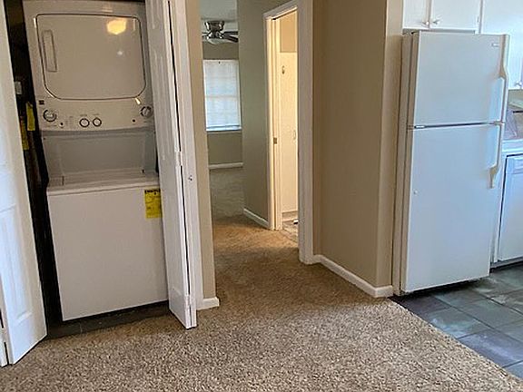 5th image of 5718 Penrose Ave APT C