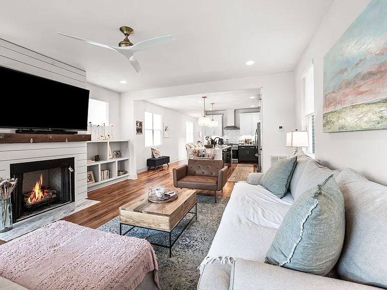 6216 California Ave #A — Photo 20