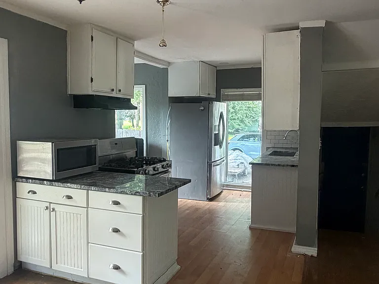 5316 S Quincy Ave — Photo 4