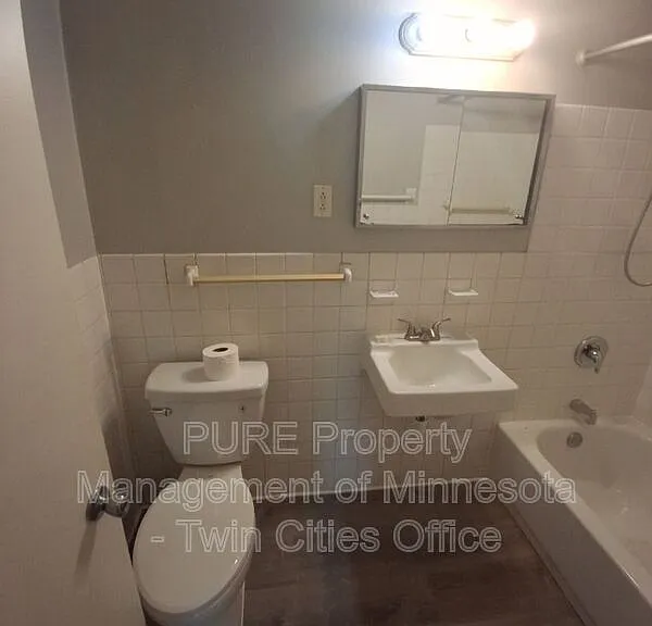 5848 2nd St NE #5 — Photo 13