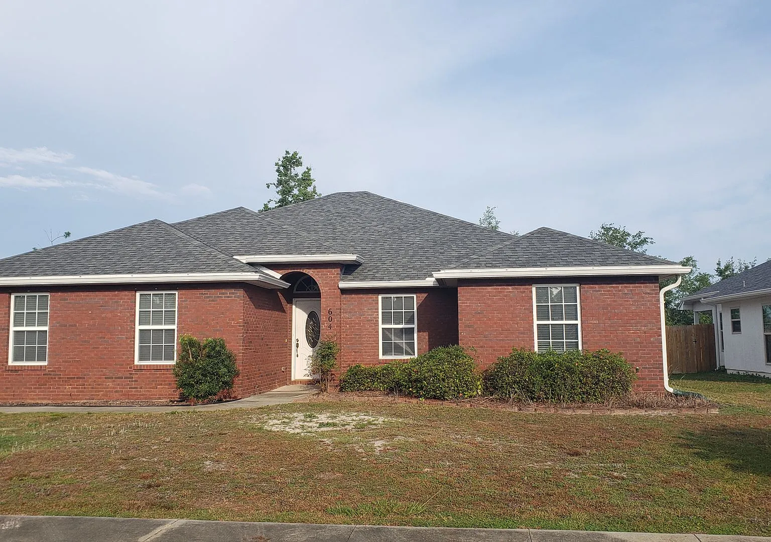 Spacious 4Bed/2Ba Brick/Stucco Home in Lynn Haven! *1/2 OFF 1st Month for A-D Military!* — Photo 1