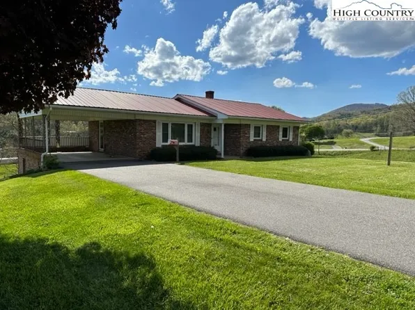 60 Sunset Lane, Independence, VA 24348