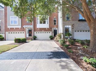 2905 Imperial Oaks Dr, Raleigh, NC 27614