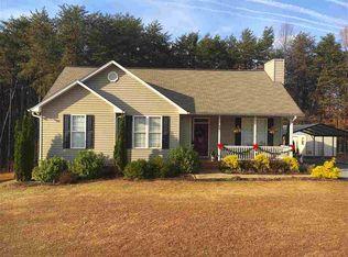 106 N Johnson St, Landrum, SC 29356
