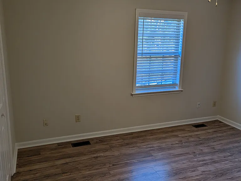 2753 Cottage Pl — Photo 32
