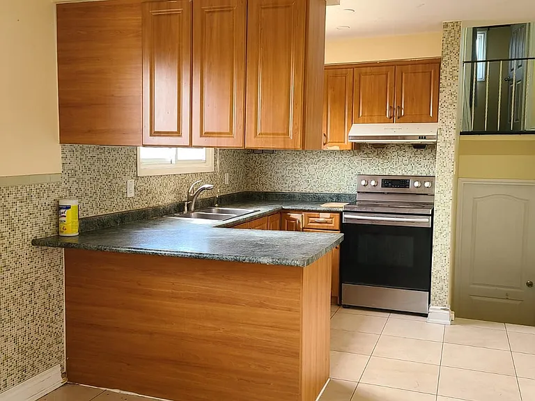 3291 Brandon Gate Dr — Photo 5