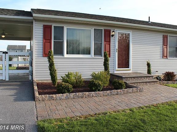 3rd image of 17803 Bluebell Dr