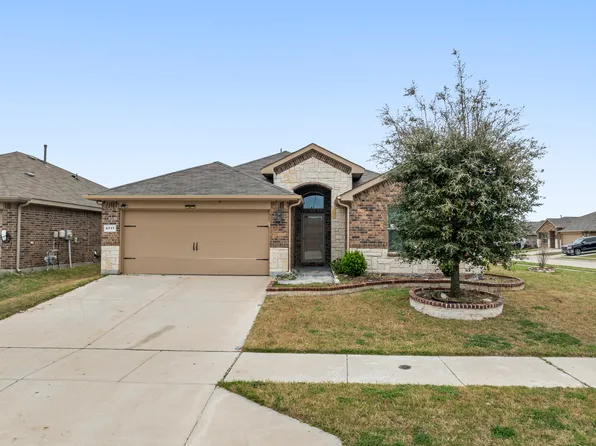 9717 Snowbell Ln, Crowley, TX 76036