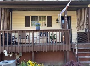 102 Munson Ave, Mc Kees Rocks, PA 15136