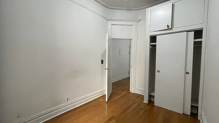 Rented by Roselyn  Fortuna LLC | media 5