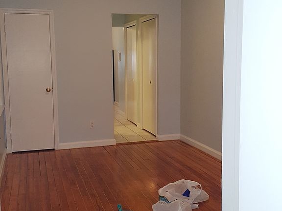 4th image of 3060 23rd St