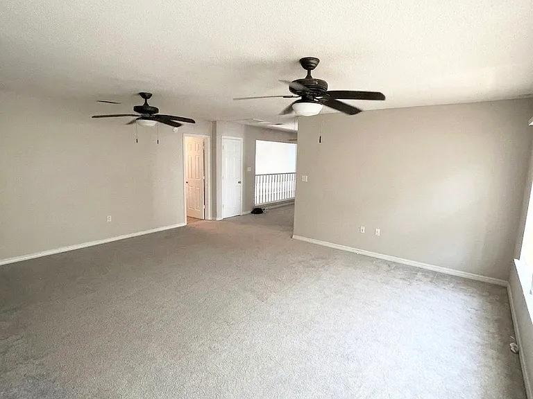 1771 Guildford Ct — Photo 16