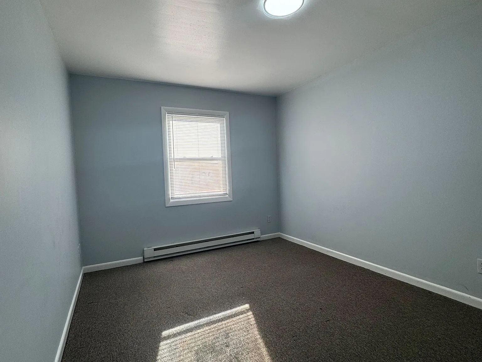 560 Main Street - 2D — Photo 3
