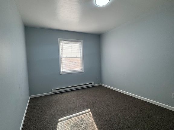 3rd image of 560 Main St APT 2D