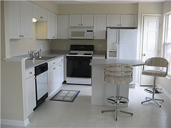 4th image of 144 Monet Cir