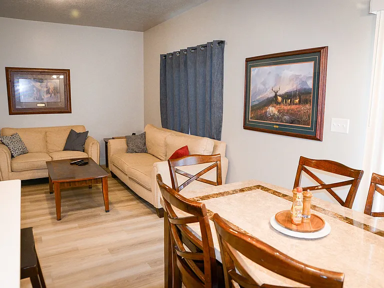 735 N Old Fort Dr — Photo 3