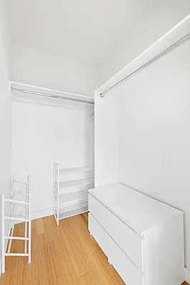 Rented by Compass | media 18