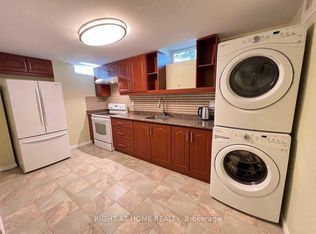 54 Limeridge St #BASEMENT, Aurora, ON L4G 7X9