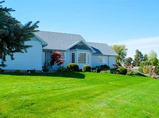 1025 W 16th Pl, Kennewick, WA 99337