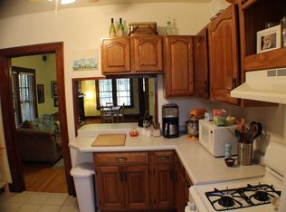 706 W Columbia Ave, Champaign, IL