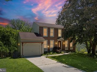 2 Topwood Ct, Parkville, MD 21234