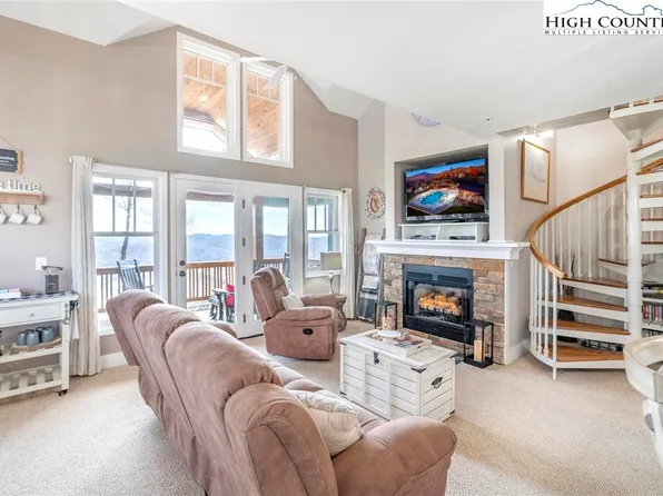 299 Indian Paintbrush Drive #R231, Banner Elk, NC 28604