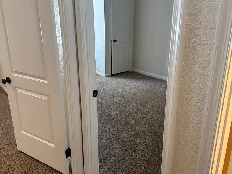 534 Biltmore Dr — Photo 14