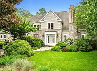 8 Dunham Ln, Farmington, CT 06032