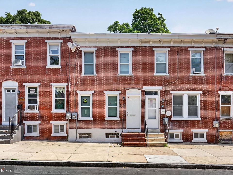 1st image of 23 E 22nd St