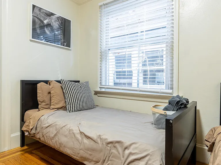 2427 Ellsworth St — Photo 14