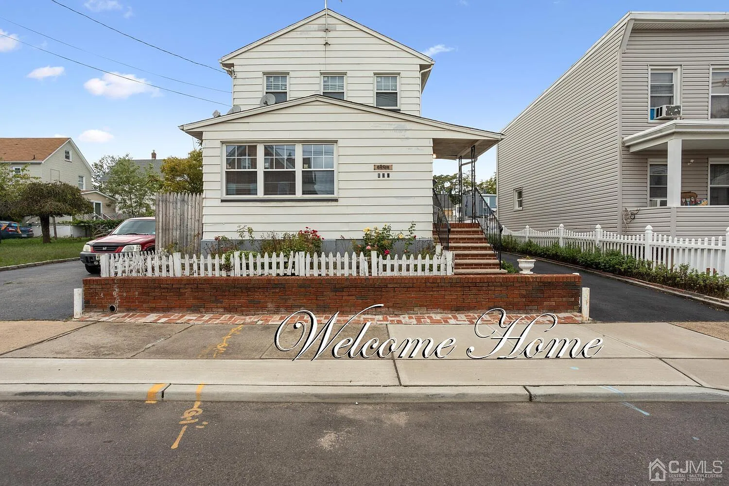 128 Randolph St photo 1