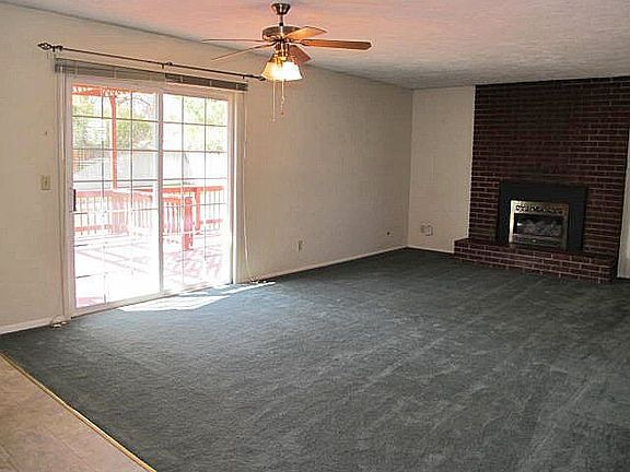 5th image of 349 Eastview Dr