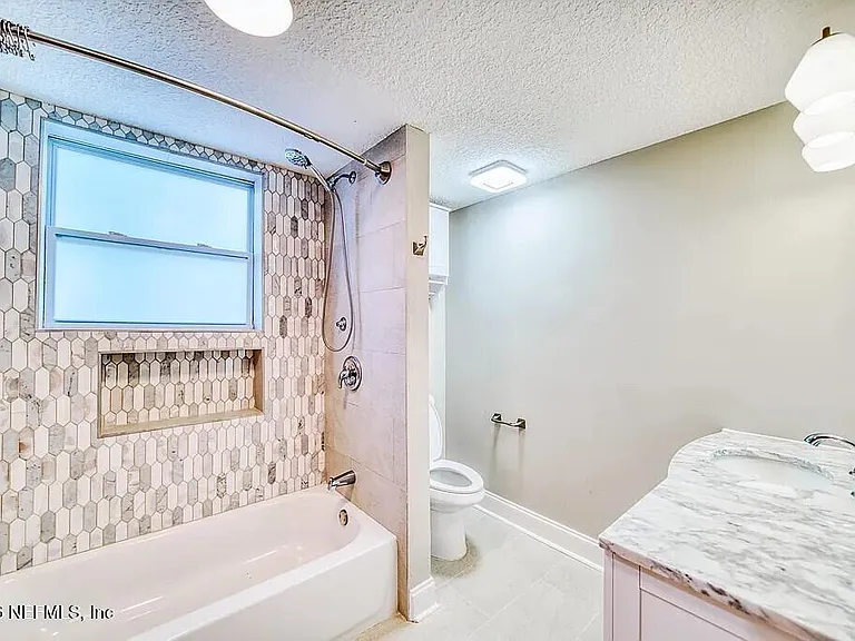 259 Riberia St #A — Photo 14